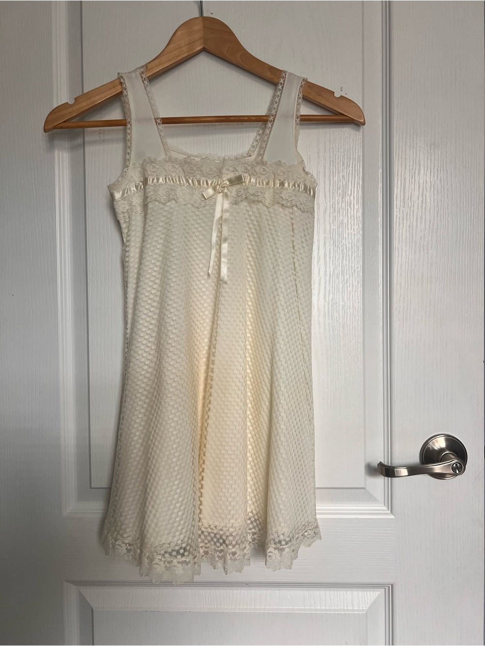 Vintage Her Majesty Ivory Lace Flower Girl Dress Size 8 Made in USA